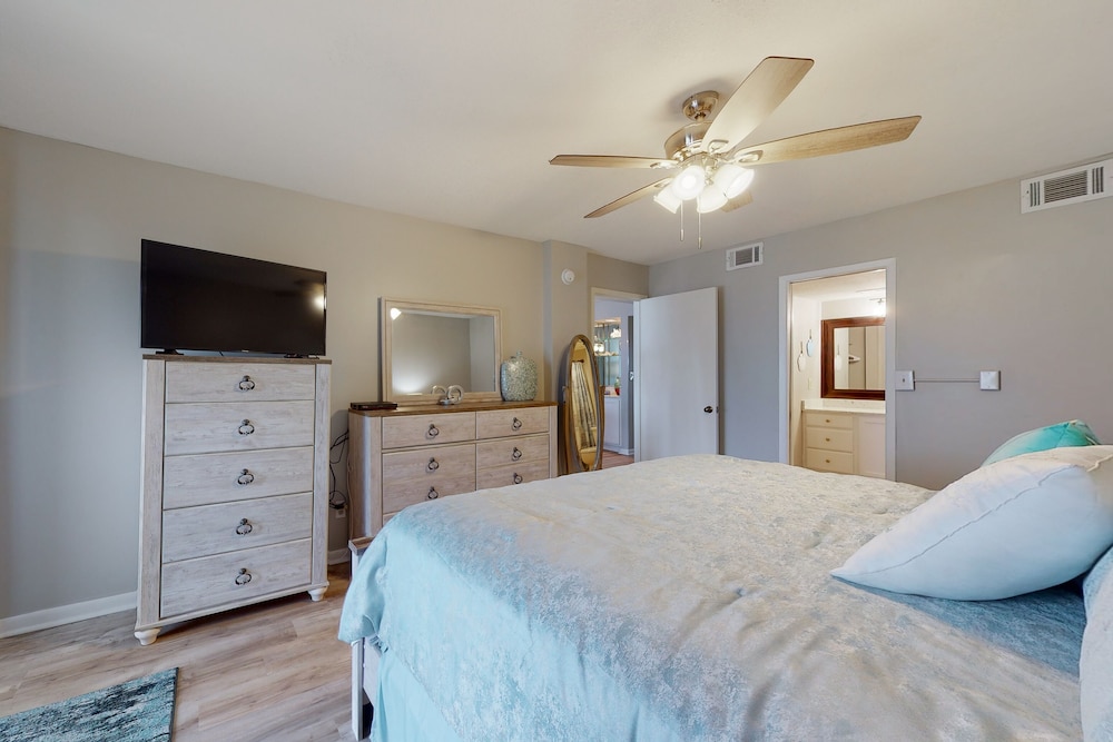 Romar Tower 5C by Meyer Vacation Rentals - photo 9