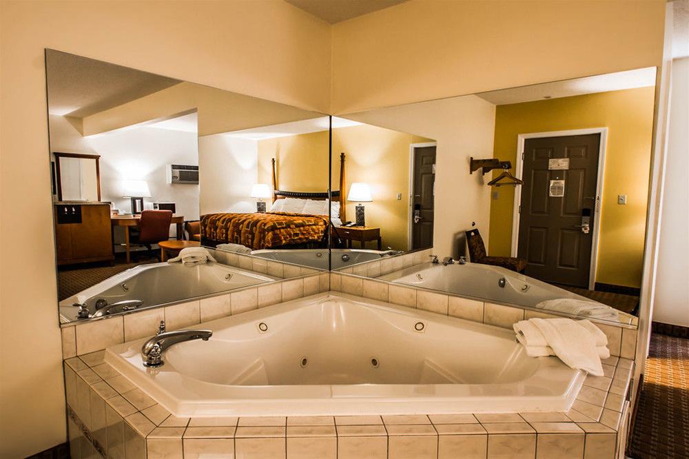 EOD Surestay Hotel by Best Western Tonawanda - photo 20