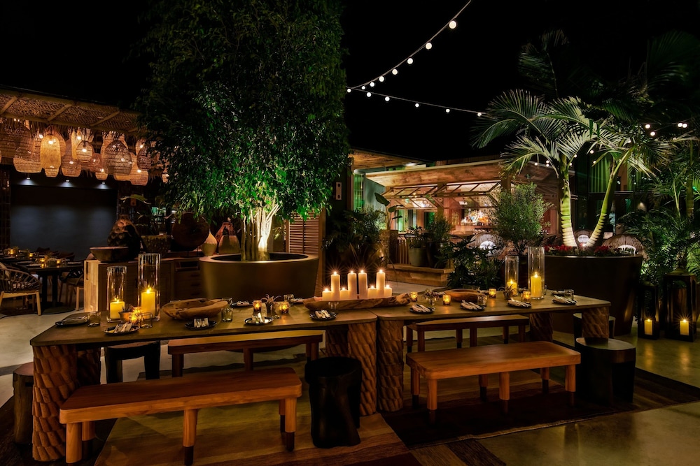 Hollywood Volume A Tribute Portfolio Hotel - photo 35