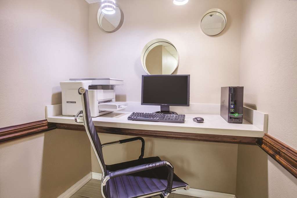Baymont by Wyndham Moss Point Pascagoula - photo 42