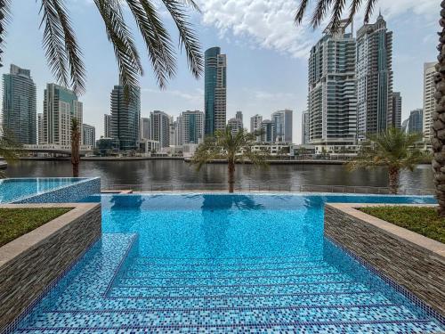 Frank Porter Blakely Tower - last minute hotel in Dubai