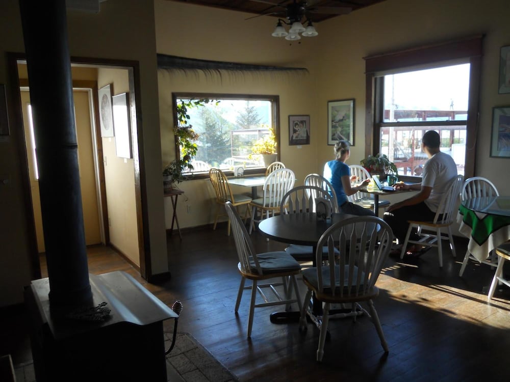 A Swan Nest Inn - photo 44