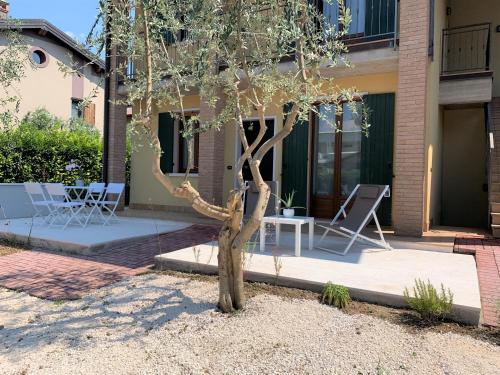 Casa Ulivi Bianco — 4-Star Luxury Hotel in Desenzano Del Garda, Italy