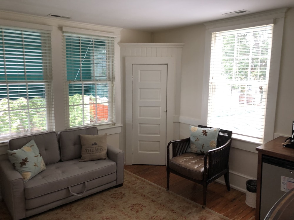 The Smithfield Inn - photo 22