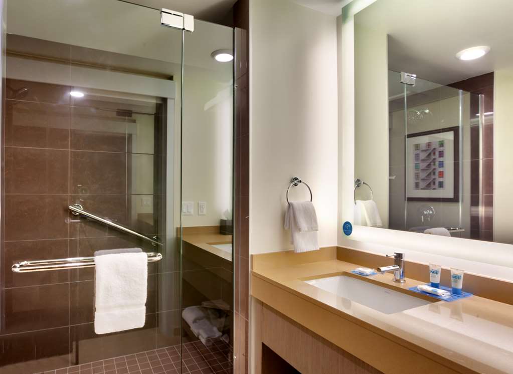 Hyatt House Portland Downtown - photo 13