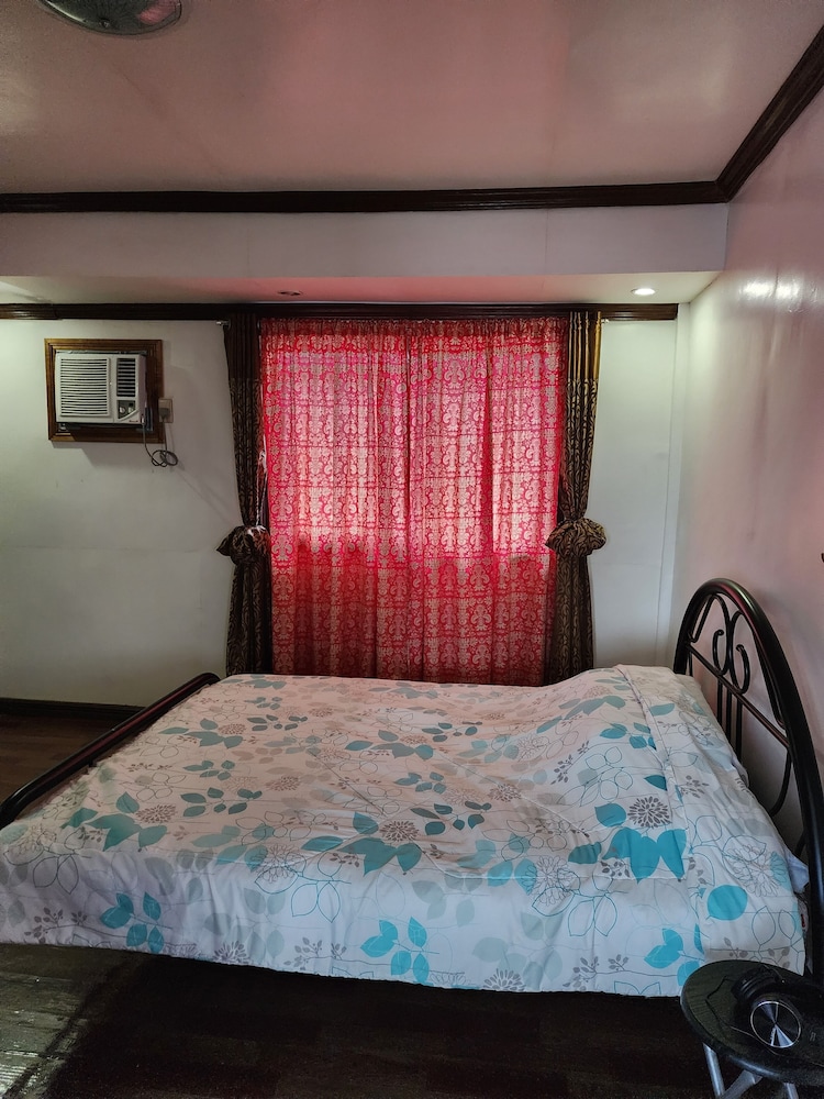 1BD condo Rentals Toril — 4-Star Luxury Hotel in Davao, Philippines