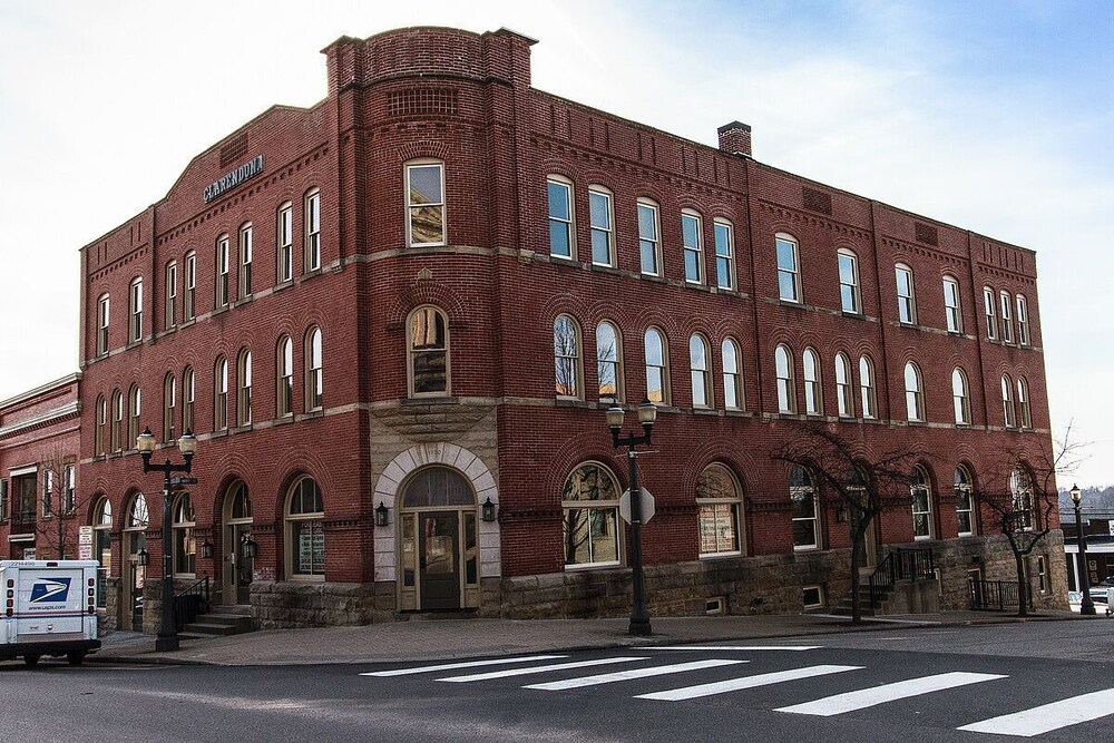 Clarendon Extended Stay Hotel - photo 9