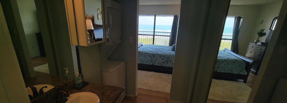 Saida Towers Iii 3101 3 Bedroom Condo by RedAwning - photo 18