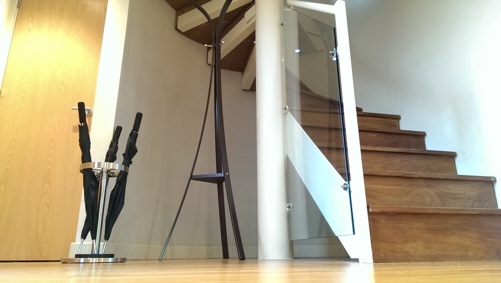 South House — Winchester — photo 3