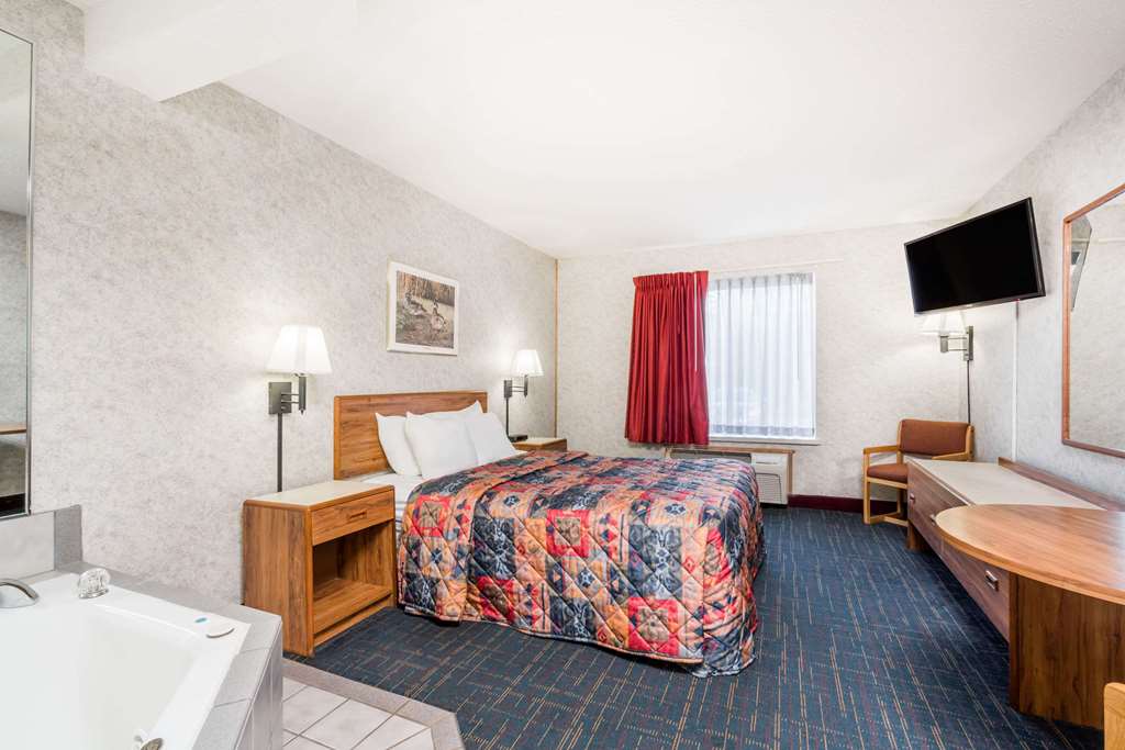 Days Inn by Wyndham Hurley - photo 16