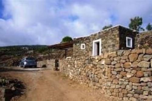 Dammusino: mini appartamento in Pantelleria, Italy