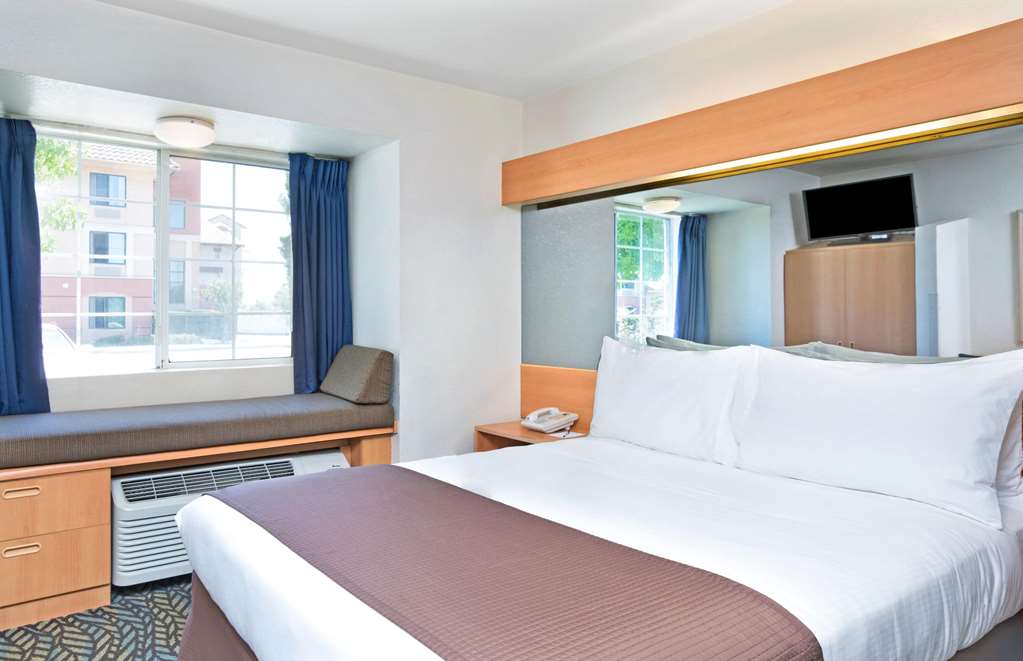 Microtel Inn & Suites by Wyndham Morgan Hill San Jose Area - photo 6