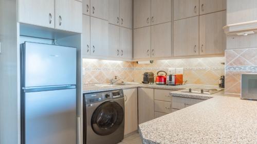 Retro City Bowl Apartment