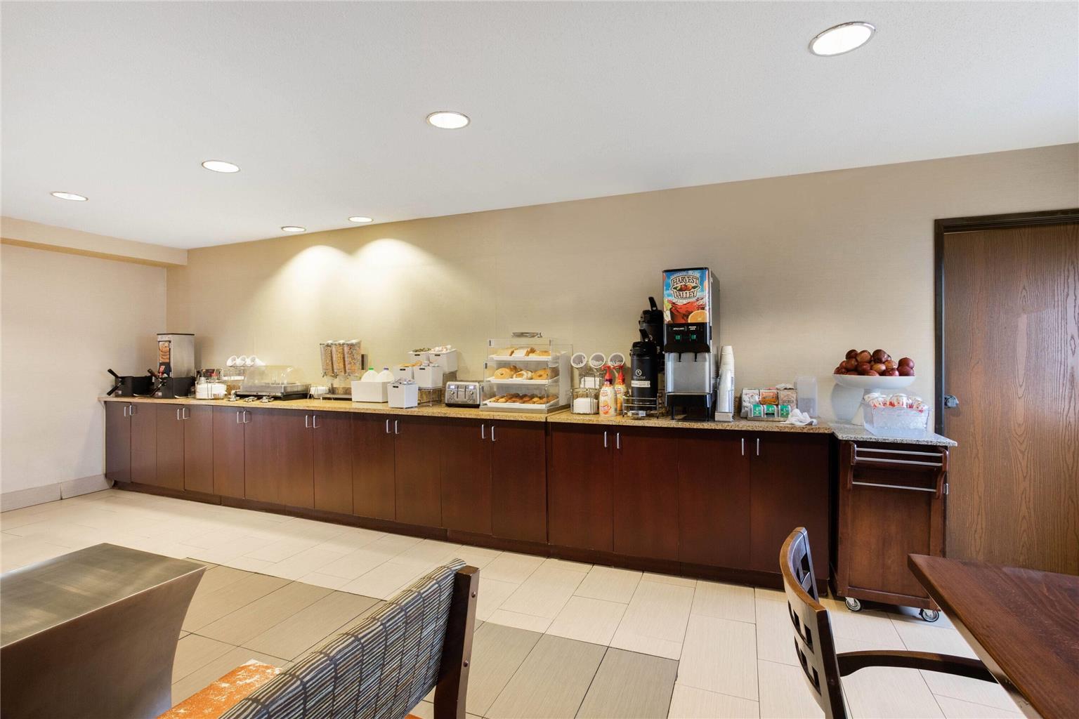 AmericInn by Wyndham Frankfort IN - photo 25