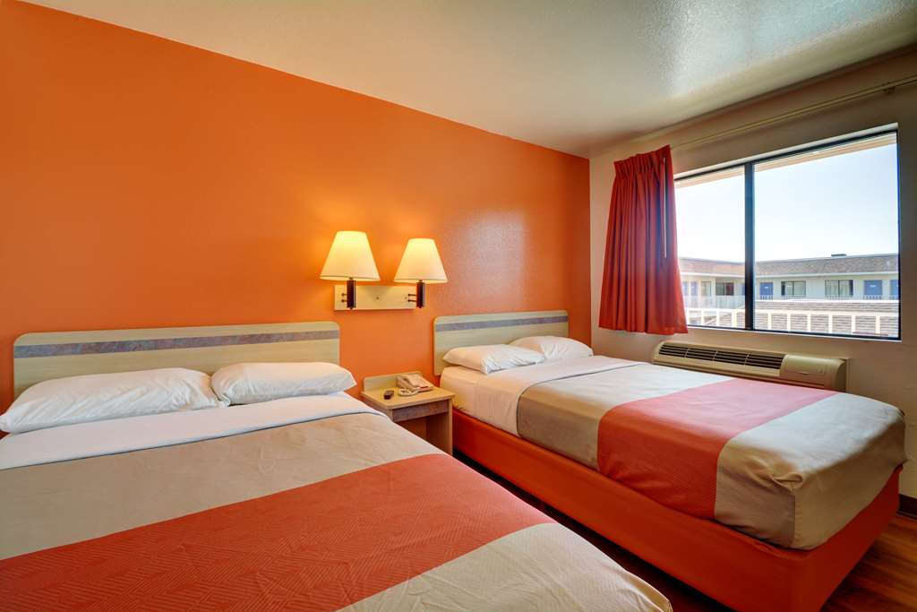 Motel 6 Windsor Locks CT Hartford - photo 14