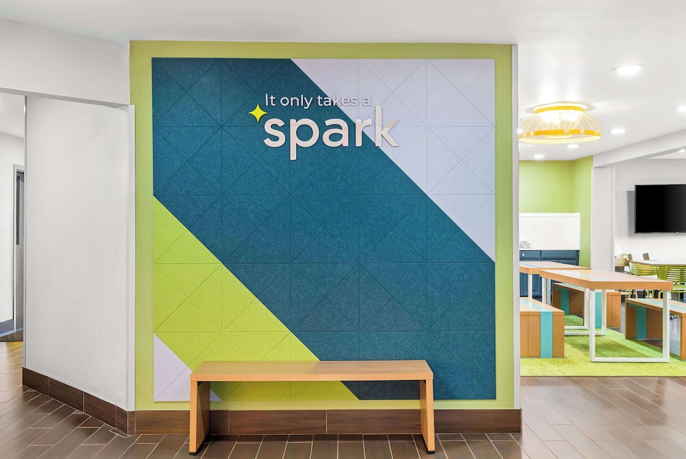Spark by Hilton Oxford - photo 3