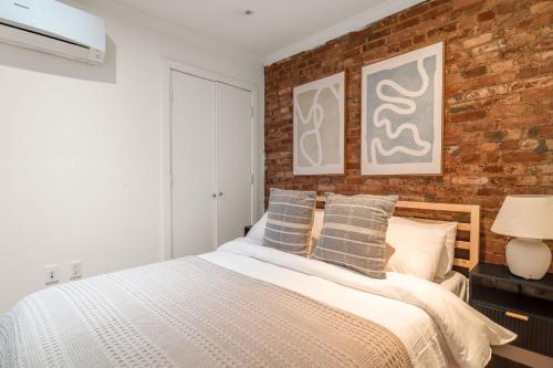East Village Escape with 3BD 2BA near Tompkins Square Park - photo 21