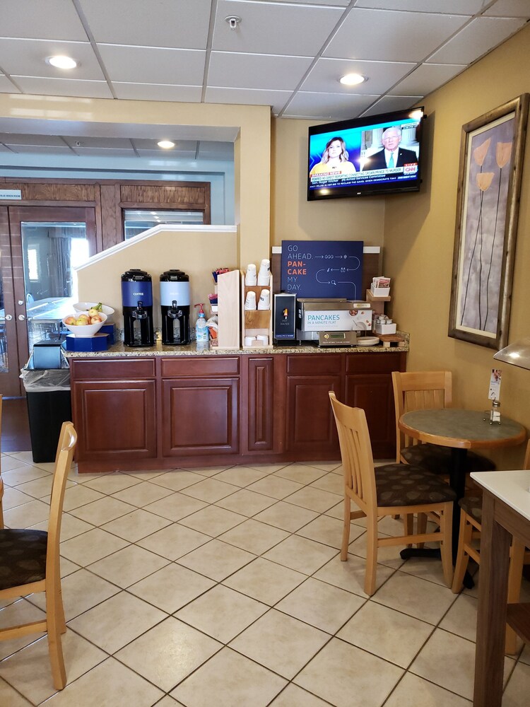 Holiday Inn Express Annapolis East Kent Island by IHG - photo 24