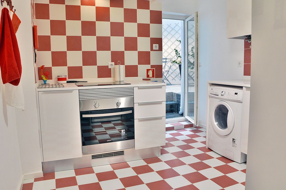 Bica Cosy Apartment — 4-Star Luxury Hotel in Lisbon, Portugal