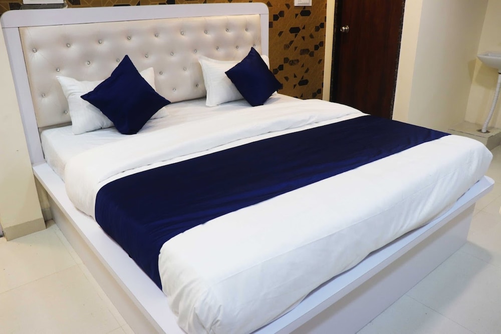 Hotel 7 Heaven Indore — Indore — photo 5