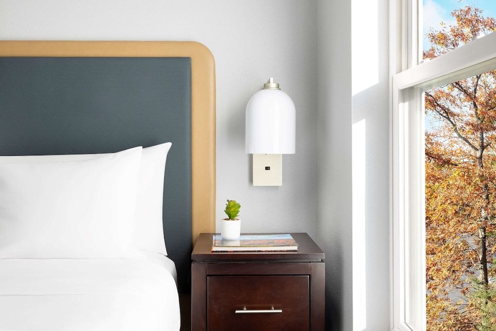 Homewood Suites by Hilton Manchester Airport - photo 15