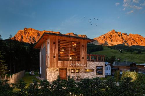 Chalet Mi Amur — 4-Star Luxury Hotel in La Villa, Italy