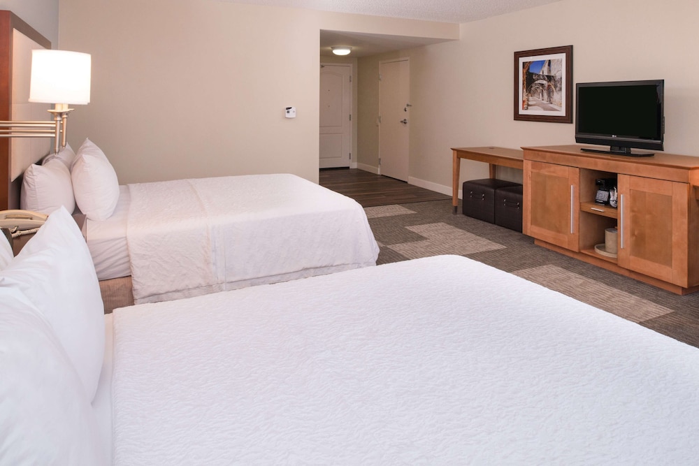 Hampton Inn & Suites Schertz - photo 25