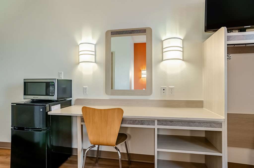 Super 8 by Wyndham Sidney NE - photo 14