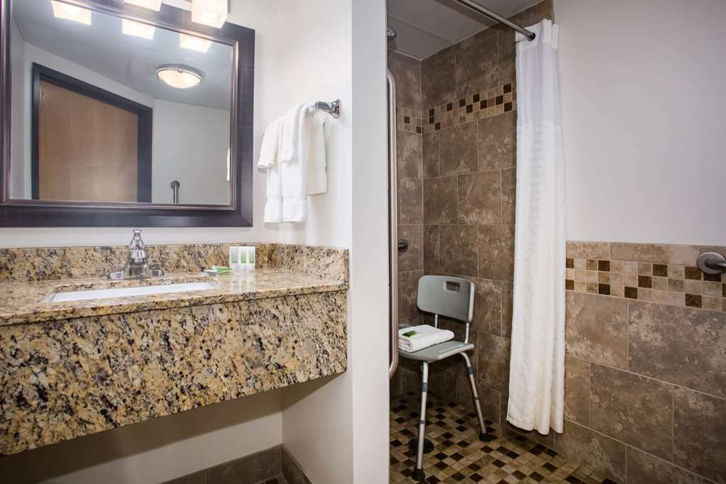 AmericInn by Wyndham Baudette - photo 28