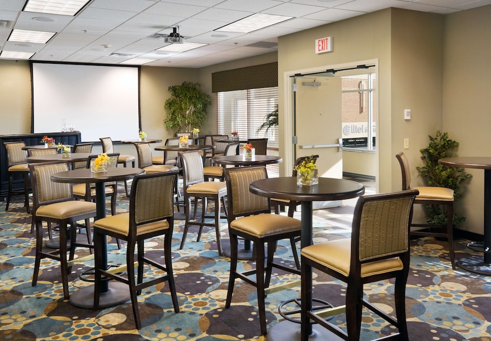 Hilton Garden Inn Mankato Downtown - photo 27