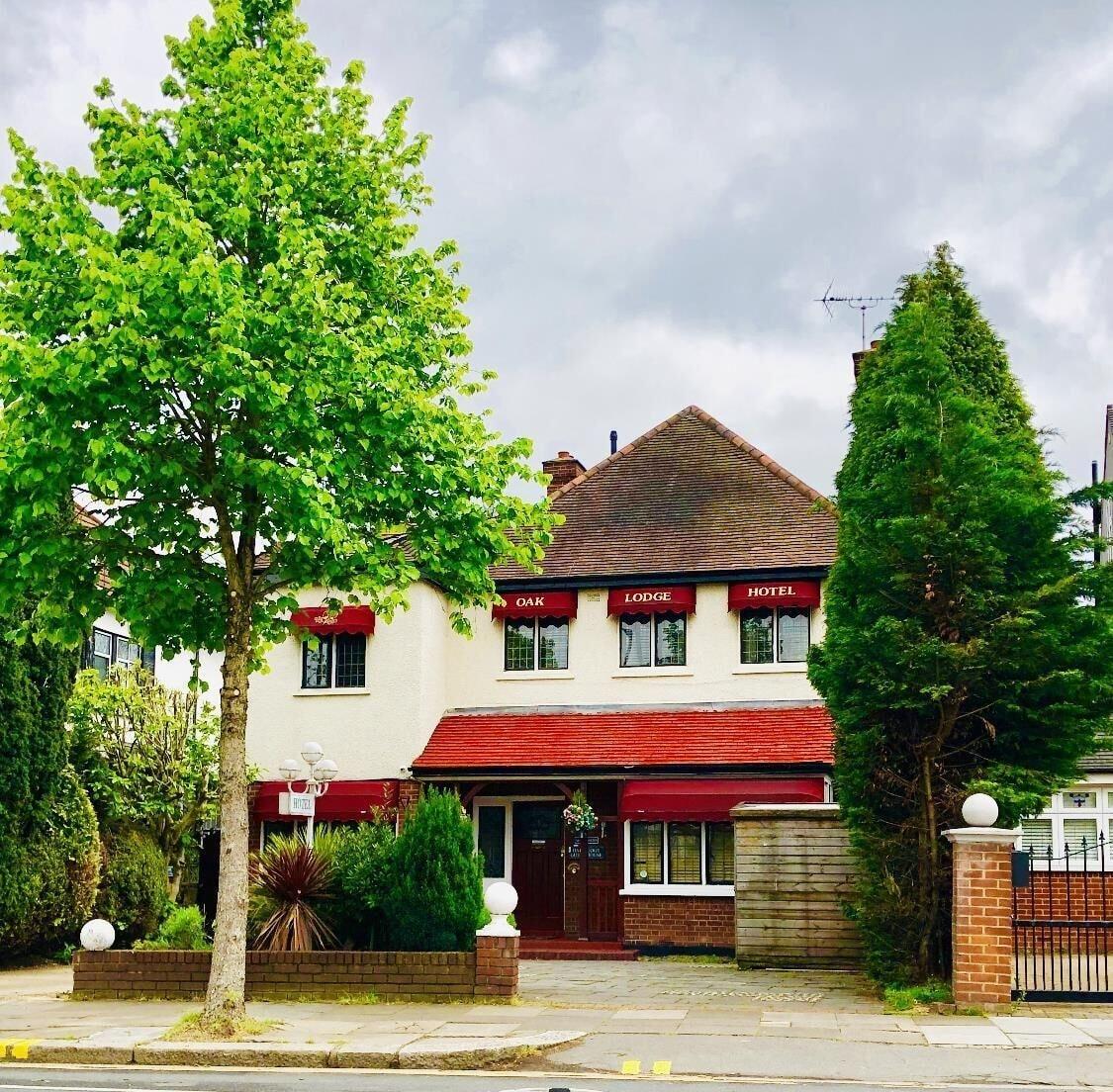 Oak Lodge Hotel in Enfield Town, United Kingdom