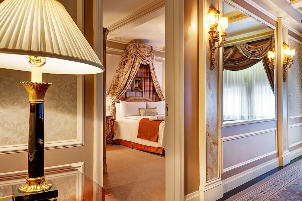 Hotel Elysee by Library Hotel Collection - photo 28