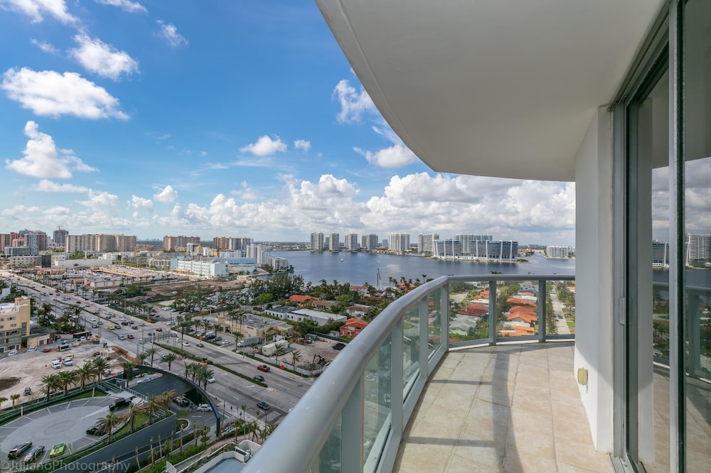 Marenas Resort Condos by Ammos VR - photo 45