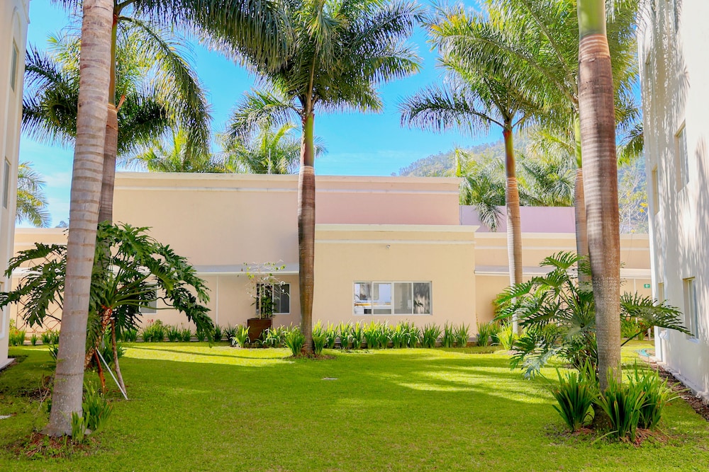 Hotel Las Palomas Tepic Express