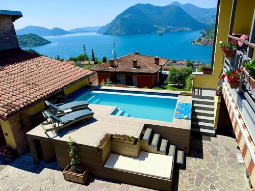 Arcangelo Case Vacanza — 4-Star Luxury Hotel in Sulzano, Italy