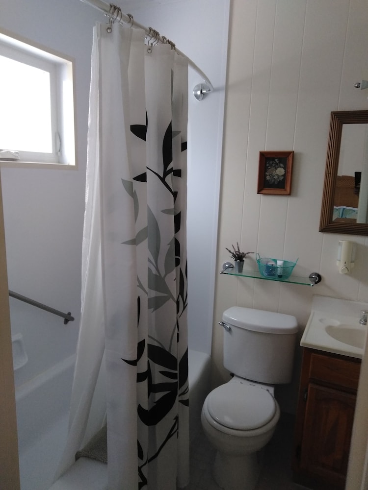 Midway Lodging - photo 26
