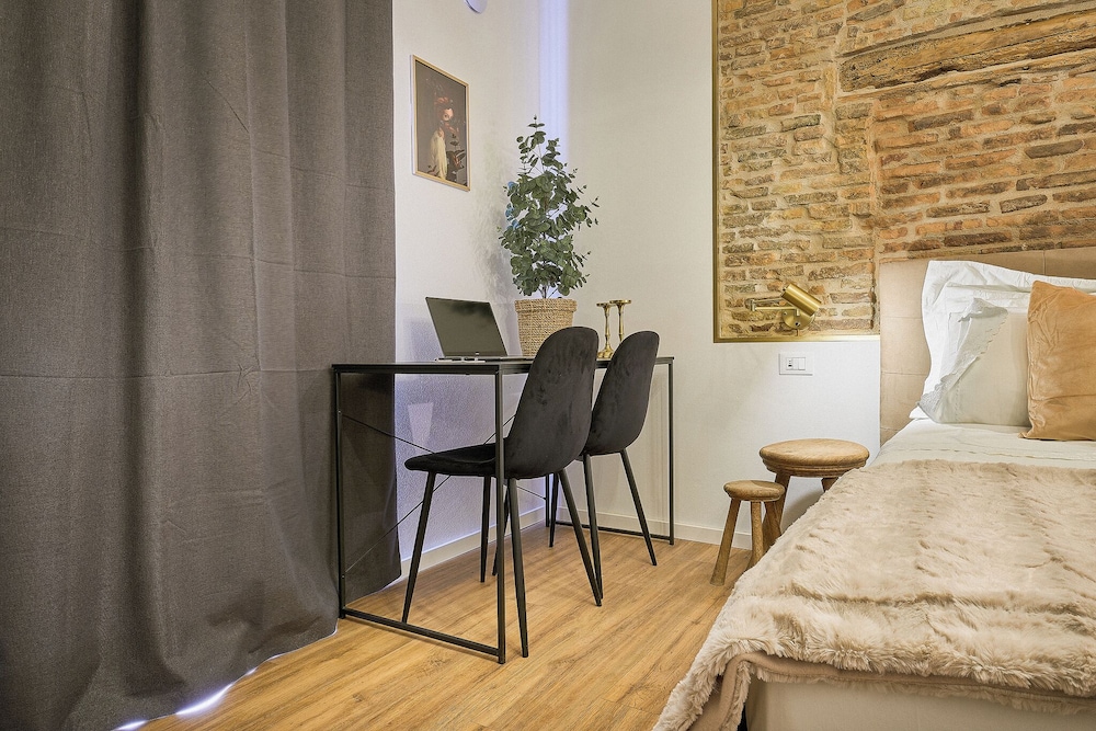 Delta Dreams Guest House — 4-Star Luxury Hotel in Porto Viro, Italy