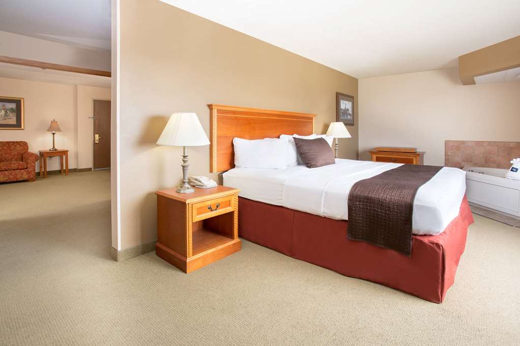 AmericInn by Wyndham Laramie Near University of Wyoming - photo 26