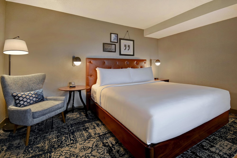 Four Points by Sheraton Boston Newton - photo 10