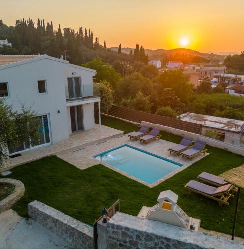 Villa Ca d' Oro — 4-Star Luxury Hotel in Perama, Greece