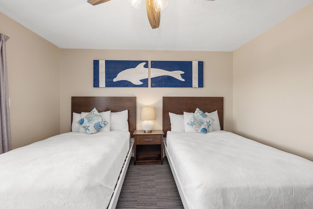 Sandpiper Beacon Beach Resort - photo 20