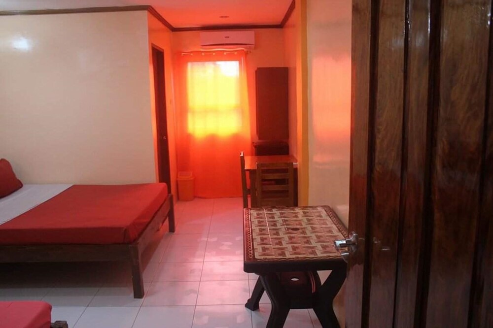 West Atlantic Inn — Concepcion — photo 4