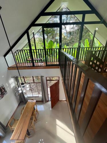 Albano Casa en bosque de conservación privado — 4-Star Luxury Hotel in Oxapampa, Peru