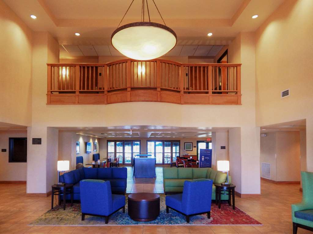 Comfort Inn & Suites Sheridan - photo 4