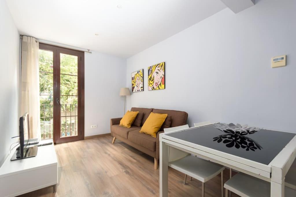 Canela Homes Barcelona Floridablanca — 4-Star Luxury Hotel in Barcelona, Spain
