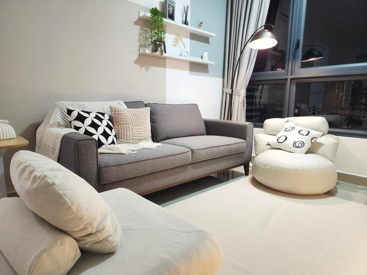 Family Suite M Vertica Sunway Velocity Ikea KL MRT — 4-Star Luxury Hotel in Kuala Lumpur, Malaysia