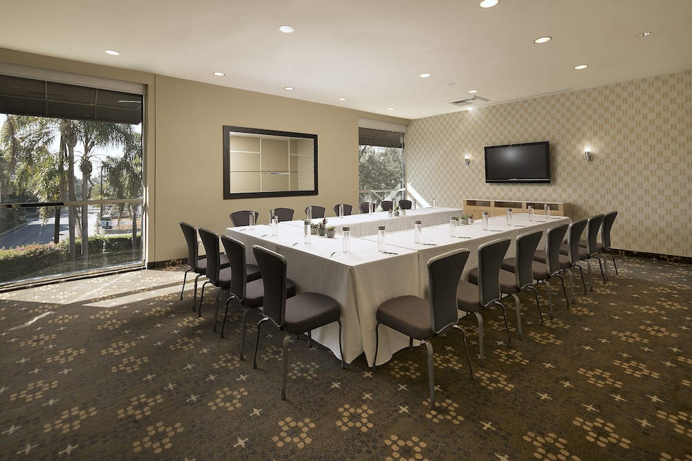 Belamar Hotel Manhattan Beach Tapestry Collection by Hilton - photo 31