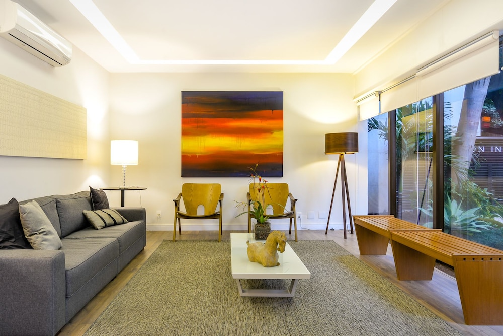 Mc Flats Leblon Inn — 4-Star Luxury Hotel in Rio De Janeiro, Brasil