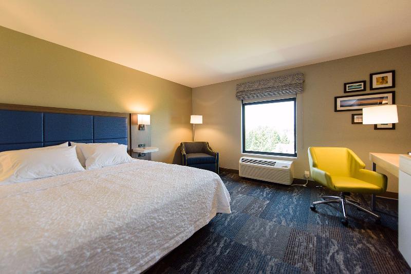 Hampton Inn Superior Duluth - photo 11