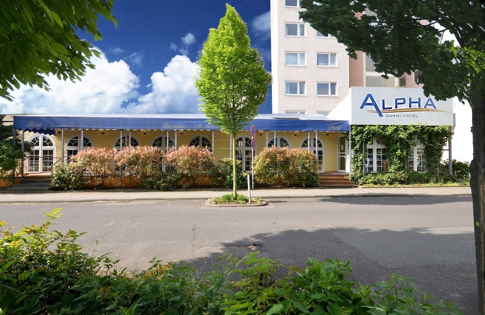Alpha Hotel Garni — hotel in Dietzenbach